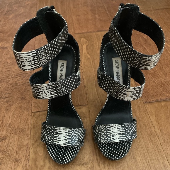 Milyah Steve Madden Heels Snake Skin - Picture 2 of 5